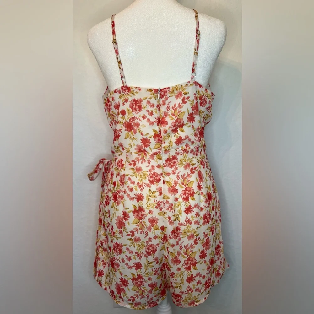 Altar’d State‎ Romper